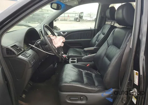 2009 Honda Odyssey Touring z USA, uszkodzony, nr VIN 5FNRL38939B059965